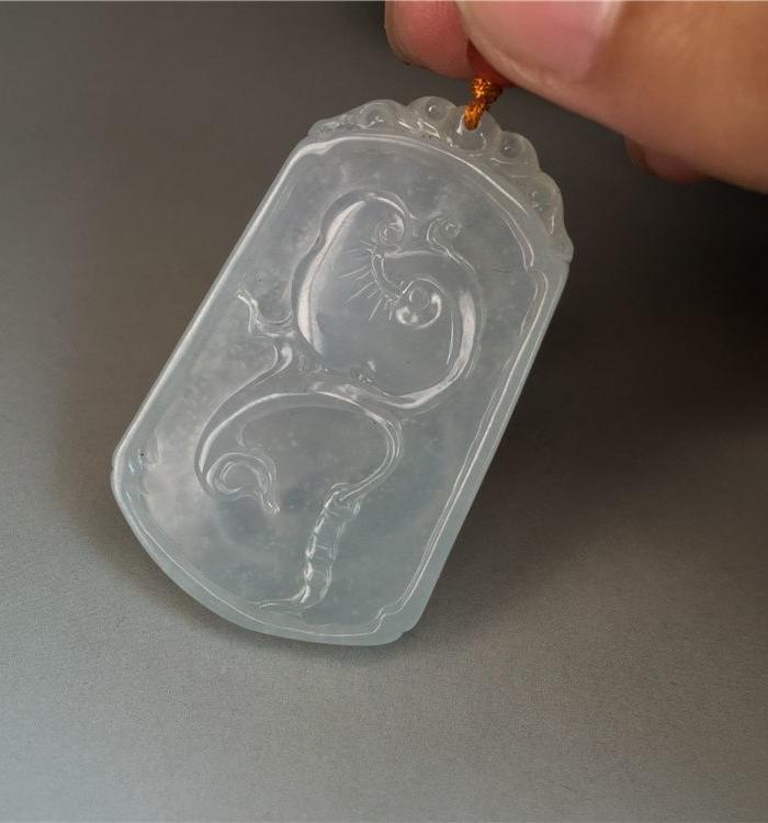 【玉泉文玩】M236创汇期老坑白冰种翡翠云龙