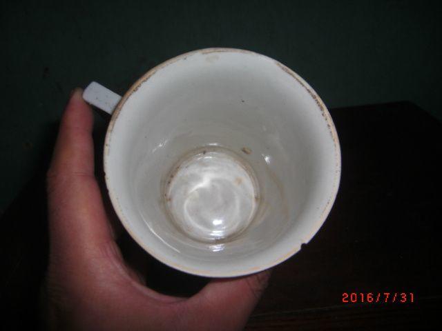 建国初期手绘把杯--穿针引线!_建国初期手绘把