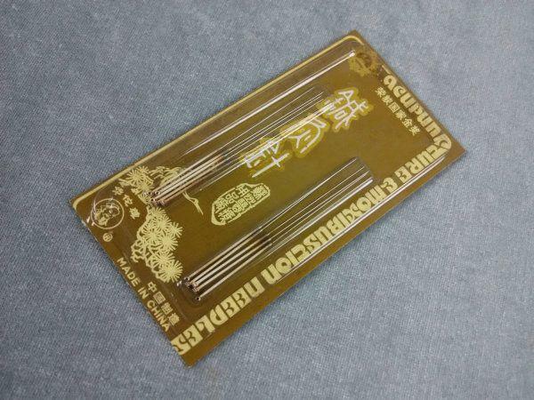 荣获国家金奖的老针灸针一盒,里装10根_荣获国