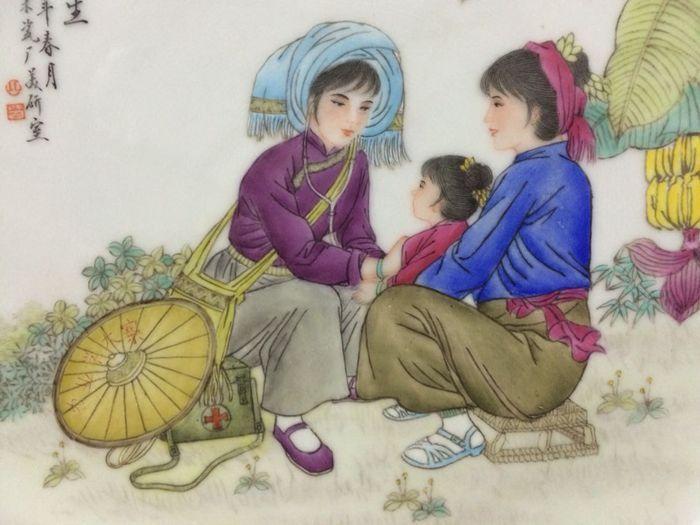 文革瓷赤脚医生挂盘_文革瓷赤脚医生挂盘价格