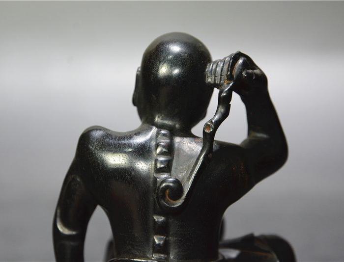 挠背尊者罗汉印度小叶紫檀雕件_挠背尊者罗汉