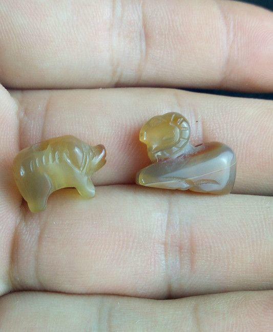 解放后创汇时期玛瑙羊小雕件一只_解放后创汇