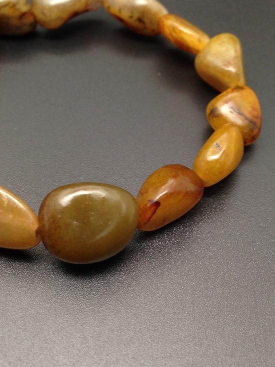 新疆和田玉随形籽料手串 温润女士手链 附证书