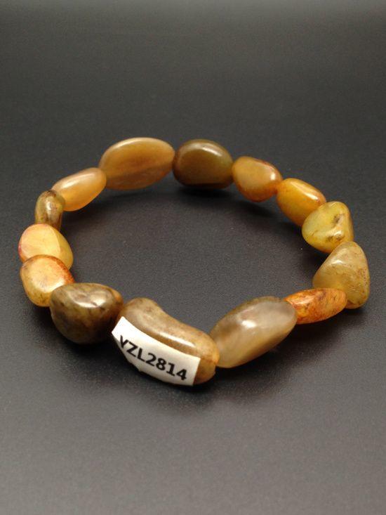 新疆和田玉随形籽料手串 温润女士手链 附证书