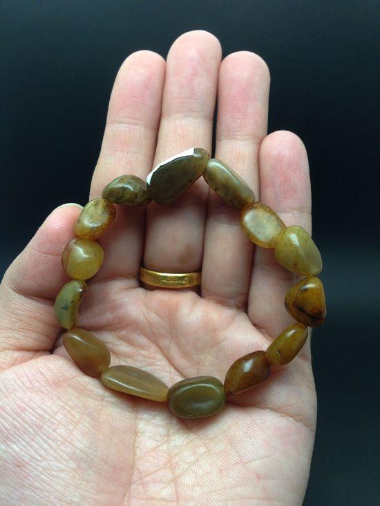 新疆和田玉随形籽料手串 温润女士手链 附证书