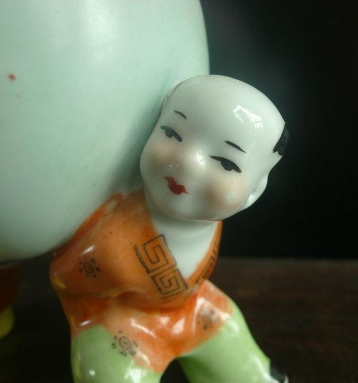 678童子抱桃瓷塑_678童子抱桃瓷塑价格_678