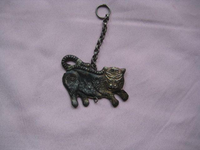 漂亮的银镏金漂亮的生肖老虎挂件老虎头上带王