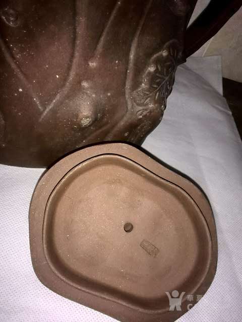 文革特大紫砂壶邵秋华款