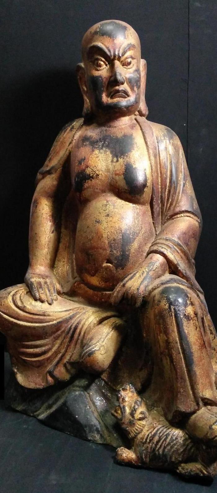 明代夹纻脱胎金漆伏虎罗汉佛像。高79cm_明代