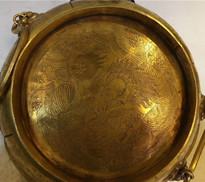 清代铜鎏金麒麟聚宝盆_清代铜鎏金麒麟聚宝盆