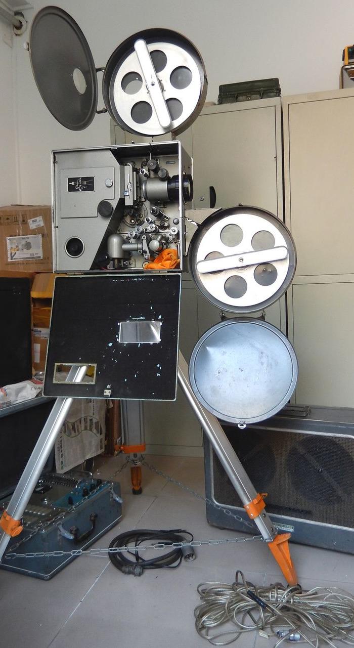 电影机、35毫米解放103电影机一套_电影机、