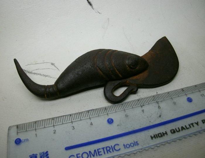 鱼型半月叨,很像一条铁鱼._鱼型半月叨,很像一