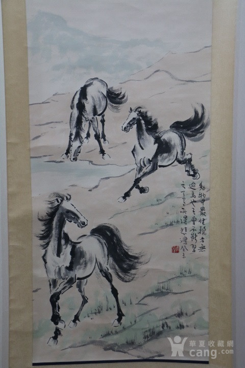 徐悲鸿奔马图
