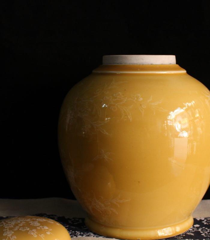 景德镇50年代黄釉堆花宝珠罐原建国瓷厂老厂