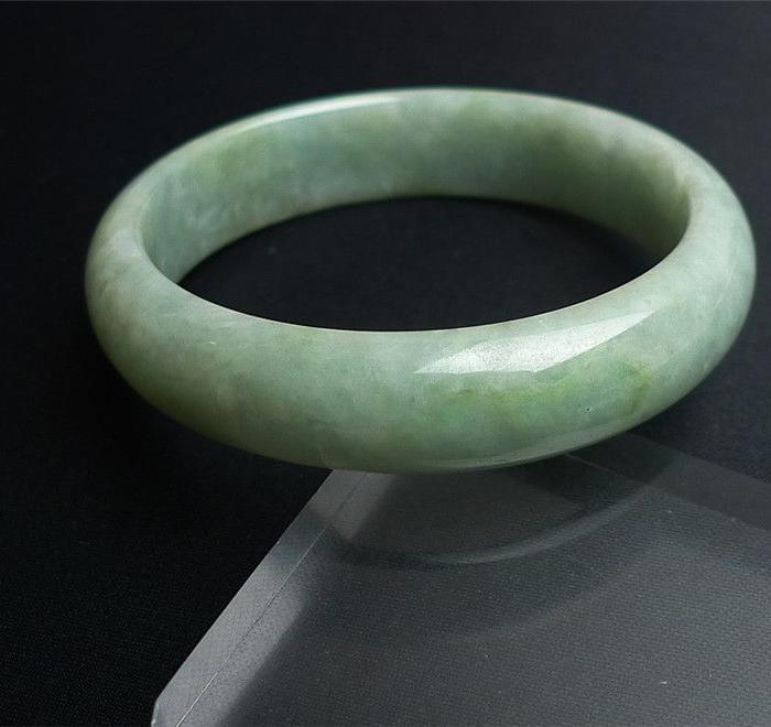 缅甸天然A货翡翠~老坑檽种宽边手镯_缅甸天然