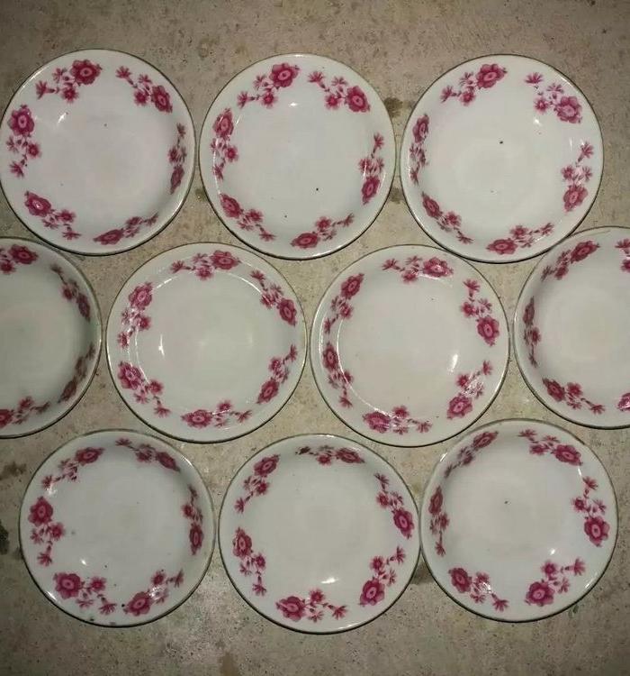 赚信誉大优惠:解放初到文革碟子 2 套_赚信誉大