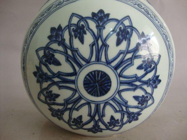 明宣德阴阳八卦法轮扁瓶.古玩古董古瓷器_明宣