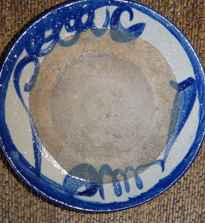 4个土得掉渣的青花盘碗_4个土得掉渣的青花盘