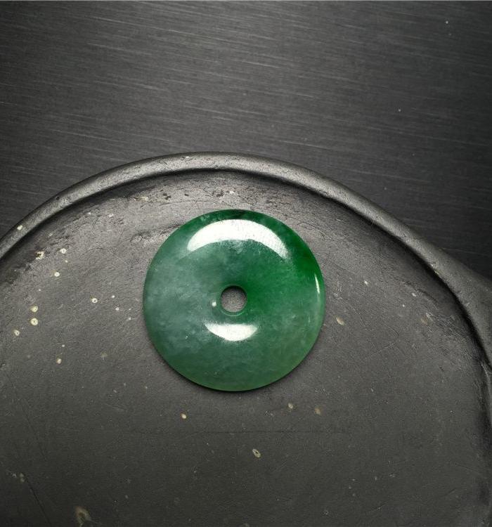 【玉泉文玩】T806创汇期糯冰种飘辣绿翡翠平