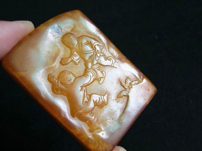 人物雕黄金黄石印章_人物雕黄金黄石印章价格