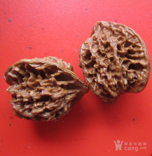 一对老官帽核桃