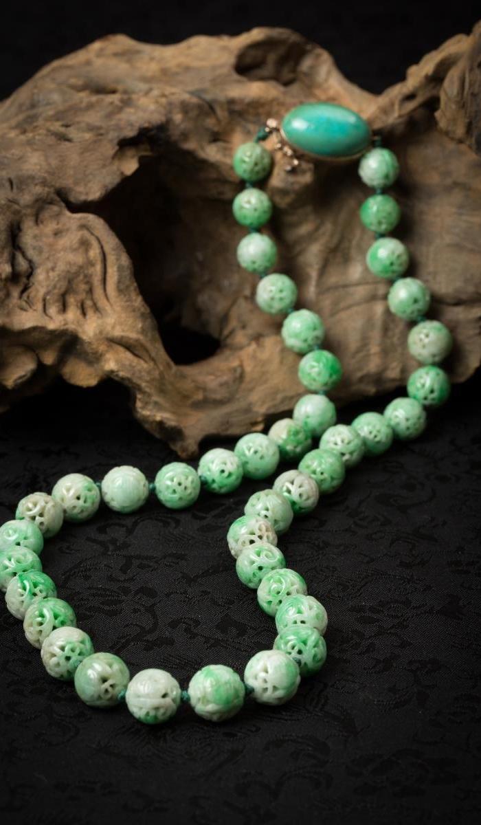 *民国期老翡翠路路通圆满佛珠花叶扶疏镂空雕