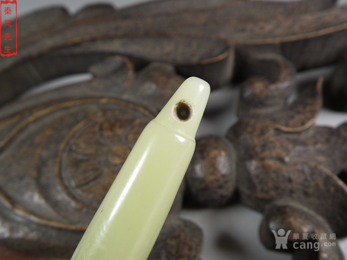 描述:包老包退包快递-战汉*和田白玉大玉坠子    说明:此件为早年民间