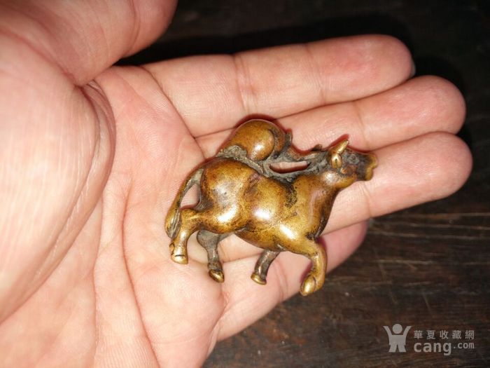 清代精黄铜 老鼠骑金牛