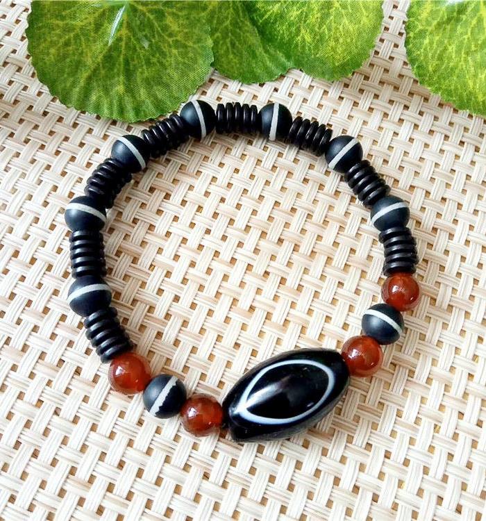 时尚一线天药师玛瑙手链 天眼玛瑙手串_时尚一