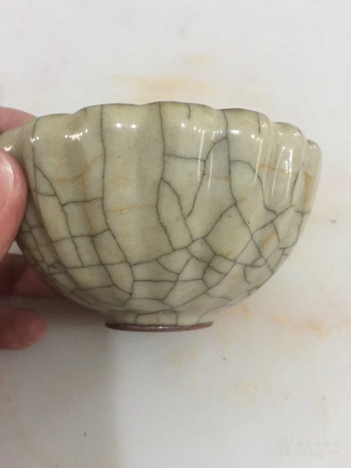 哥窑花口碗