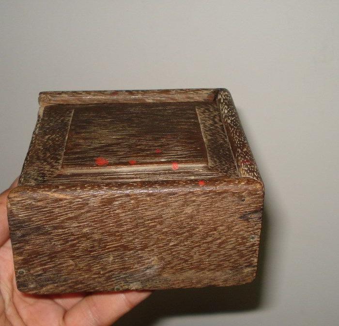 全鸡翅木制的小盒 A3688 _全鸡翅木制的小盒 
