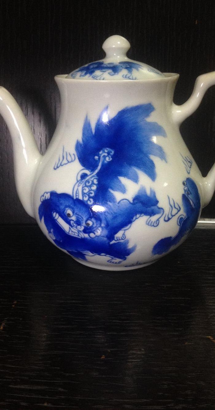 全品精美!篮彩狮子太狮少保梨型壶,绝对少见,便