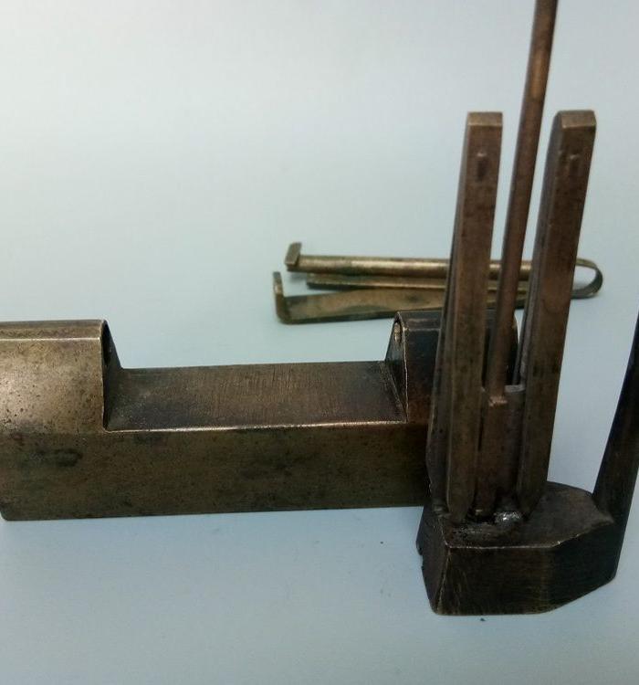 特殊字款的转门铜锁_特殊字款的转门铜锁价格