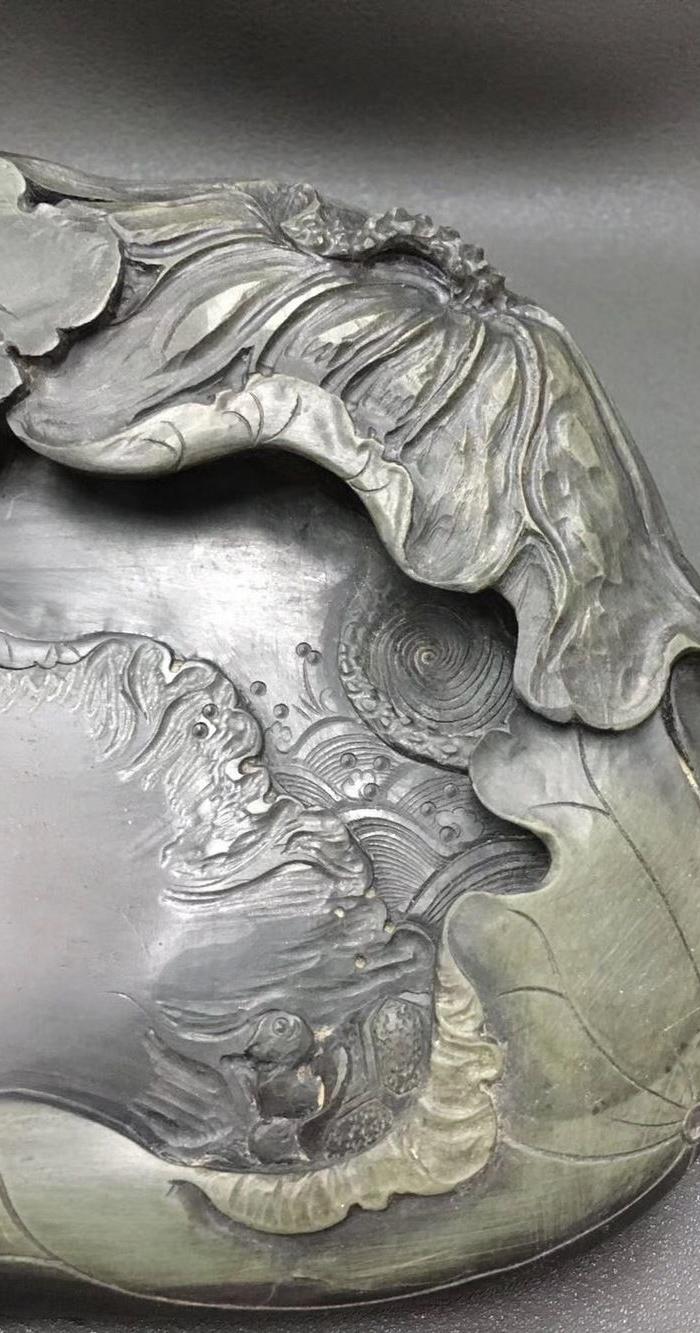 晩清名家王垿款荷趣端砚