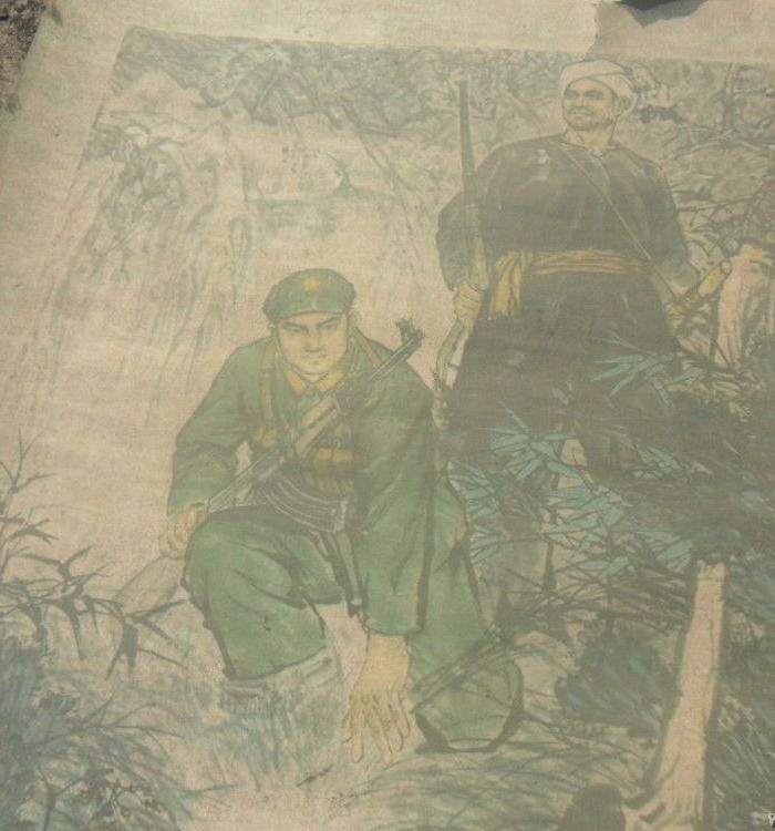 文革画游击队员拿 打日本鬼子画