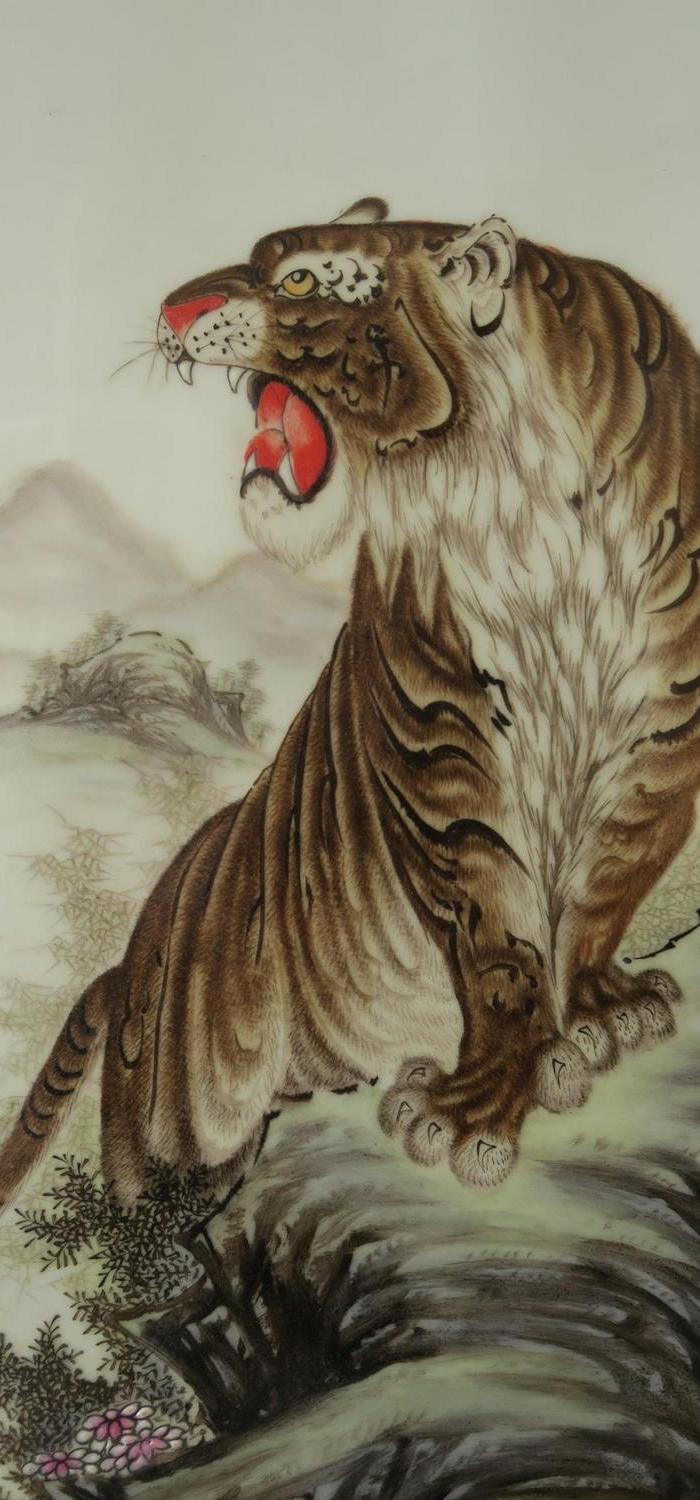 毕伯涛威云乾坤瓷板画一对_毕伯涛威云乾坤瓷