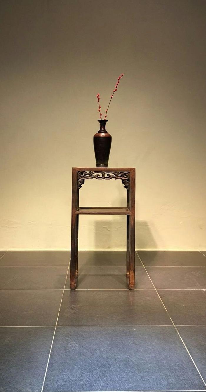 明窗净几之四:红木几一枝独秀