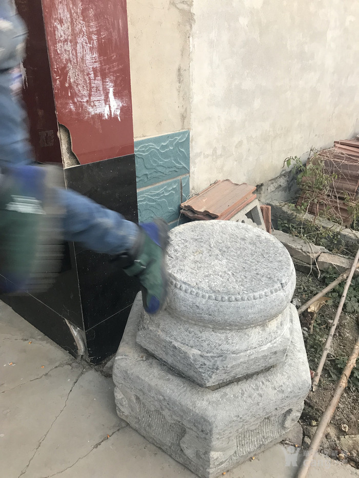 明代石头柱墩一对,一个柱墩可以一分为二