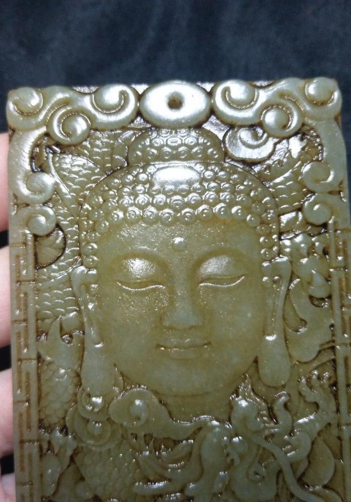 老和田《观音土保平安》玉牌200元不议价_老