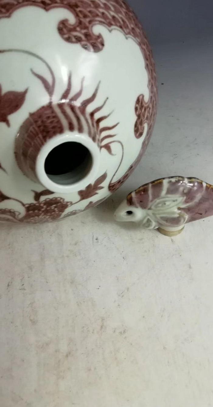釉里红凤头凤纹花夲瓶_釉里红凤头凤纹花夲瓶