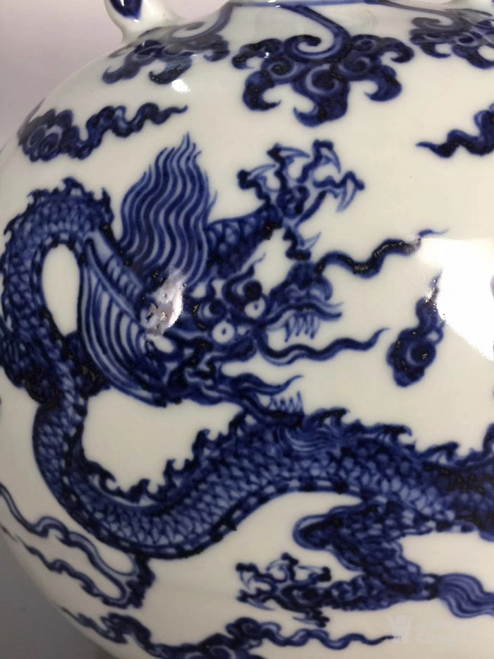 明永乐龙纹抱月瓶