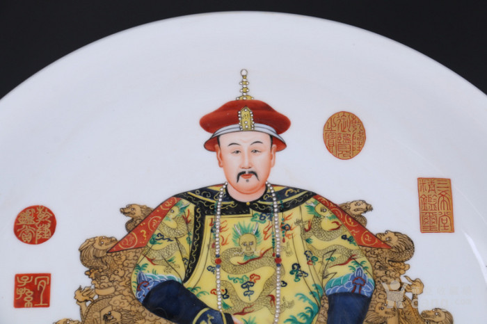 清乾隆珐琅彩雍正皇帝像盘9x51