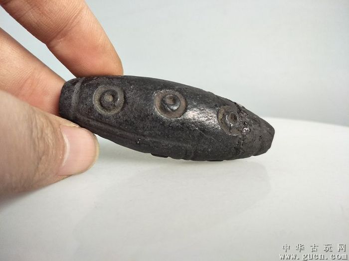 老陨石天珠