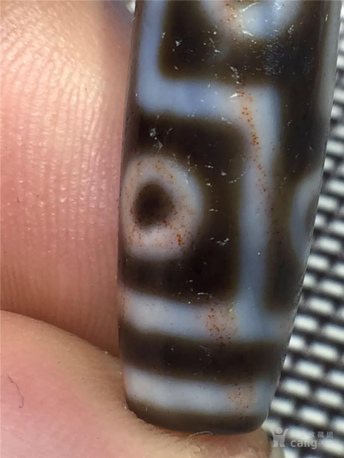 朱砂九眼天珠