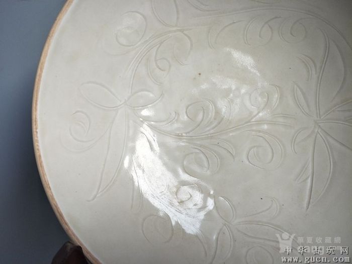 *白瓷定瓷盘子