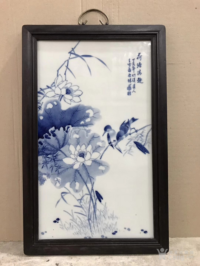 青花大王王步荷塘清趣瓷板画