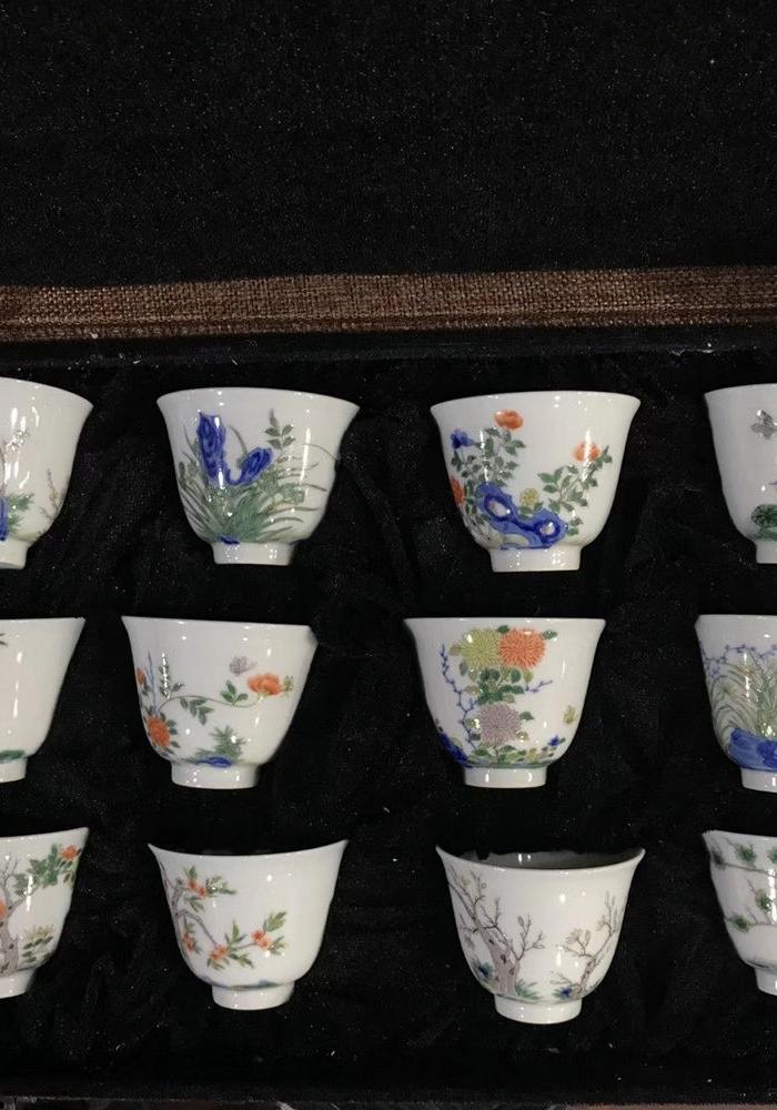 粉彩十二月花神杯