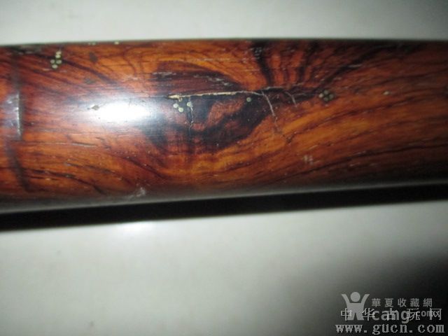 地摊交易区所展示的物品交易信息,其真实性、准确性和合法性由信息发布人负责,华夏收藏网不承担任何法律责任。 华夏收藏网有两种交易模式,1、买卖双方私下协商自行交易;2、买卖双方委托华夏收藏网代理交易。 凡是用户私下交易免费,但本网不承担任何责任。华夏收藏网提醒:为保障您的利益,推荐您选择委托华夏收藏网代理交易,具体安全交易方法如下: 代理交易其运作的实质是以华夏收藏网为货与款转移的中介,提供让买卖双方都放心货款转移的一种服务。 1、买卖双方通过看图、交流达成交易意向,买家将货款作为押金汇至本网,本网收到押金