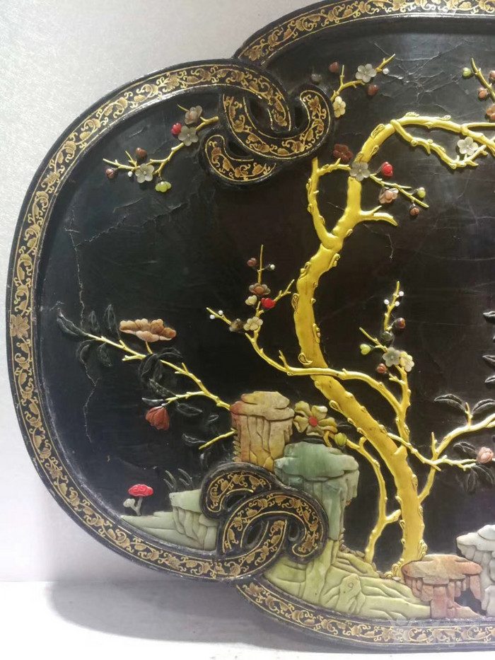 大漆撅断描金框嵌花鸟挂屏一对