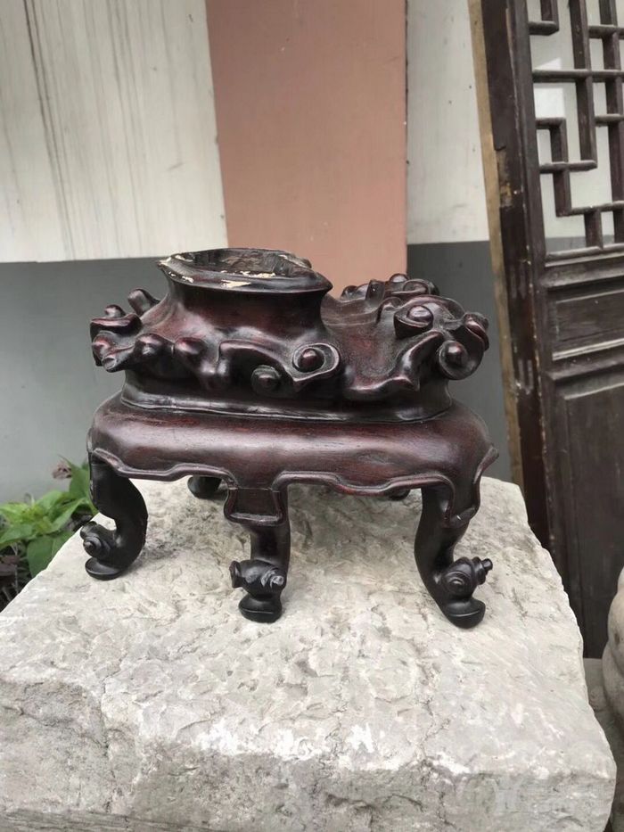 Ưʯͷľʯͷ